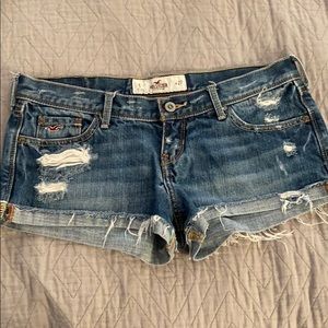 Hollister Short Low Rise Jean Short